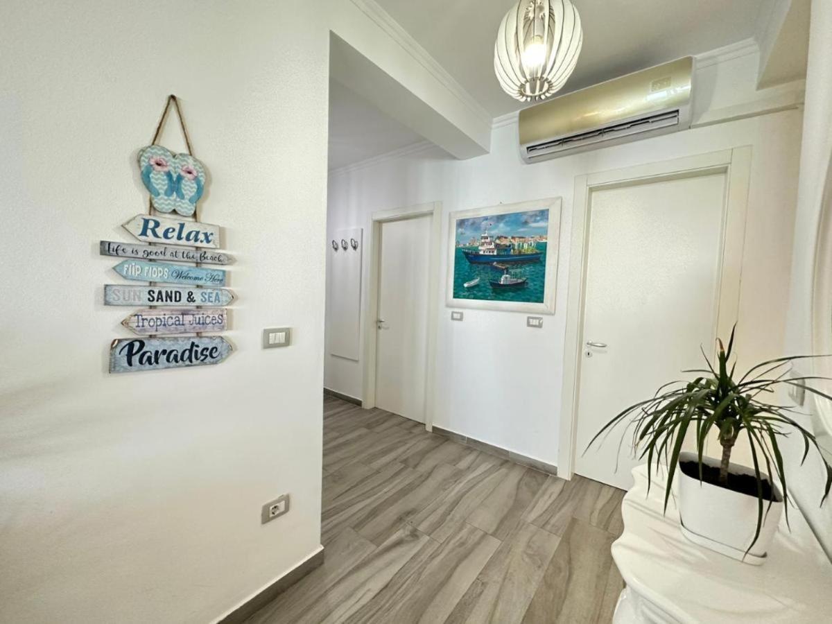 Sofia'S Holiday Apartment Vlorë Extérieur photo